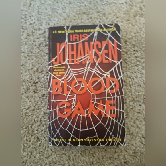 Iris Johansen Eve Duncan Series Books Bundle #2 - Picture 5 of 6